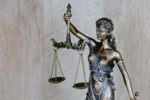 vrouwe justitia
