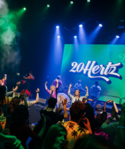 20Hertz treedt op op Sencity 2024.