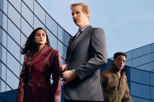 drie mensen in zakelijke kleding